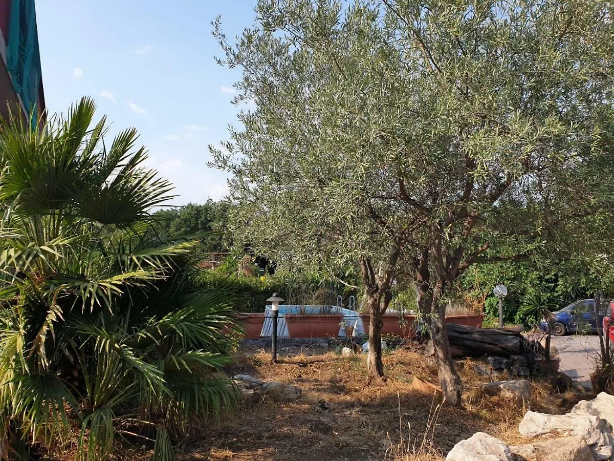 Casa vacanze Dependance Villa Elisabetta Tremestieri Etneo